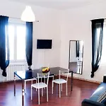 Santamaura Apartment