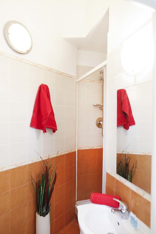 Santamaura Apartment Rome